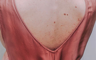 海鹽彈潤緊致磨砂膏 海鹽彈潤緊致磨砂膏